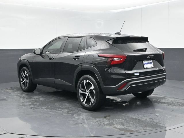 Used 2024 Chevrolet Trax RS w/ Driver Confidence Package FWD image 6