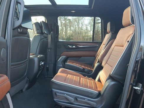 Certified 2024 GMC Yukon XL Denali Ultimate image 12