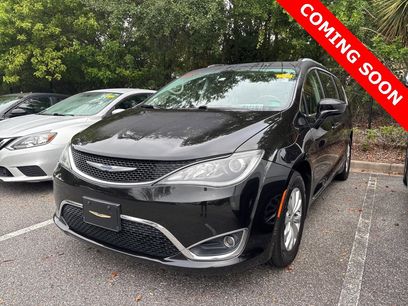 Used 2019 Chrysler Pacifica Touring-L