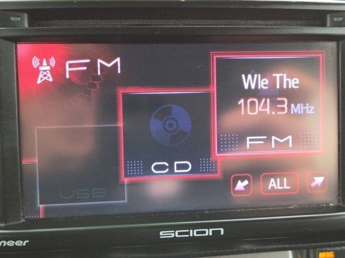 Used 2014 Scion xB image 16