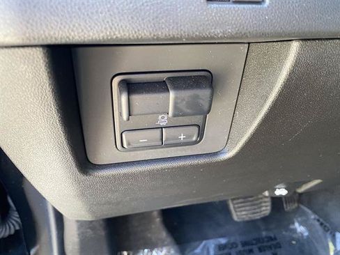 Used 2023 GMC Canyon Denali AWD/4WD image 42