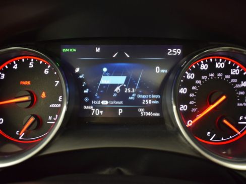 Used 2020 Toyota Camry XSE FWD image 18