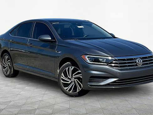 Used 2021 Volkswagen Jetta SEL FWD image 3