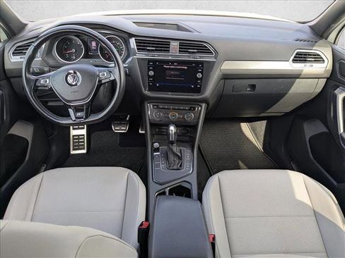 Used 2021 Volkswagen Tiguan SE R-Line FWD image 14
