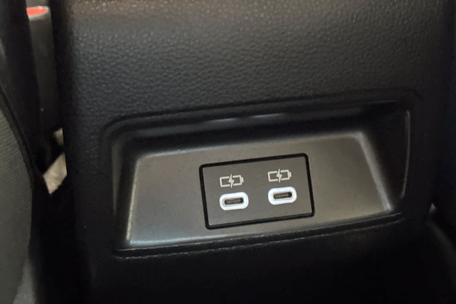 Used 2025 Toyota Corolla LE FWD image 28