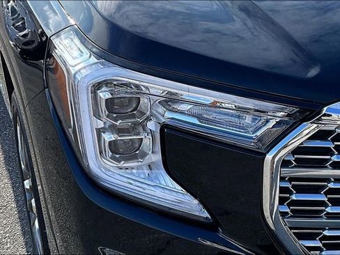 Certified 2024 GMC Terrain Denali w/ Black Diamond Edition image 29