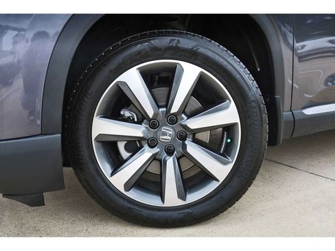 Used 2025 Honda Pilot Elite image 32