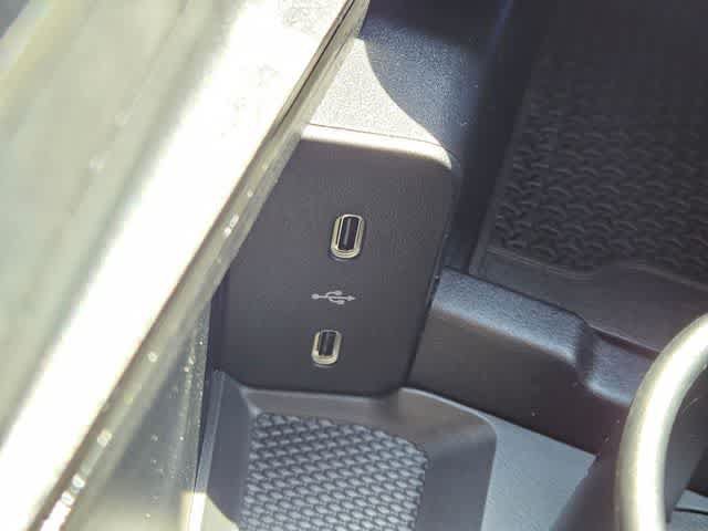 Used 2026 Mercedes-Benz E 350 Sedan image 32