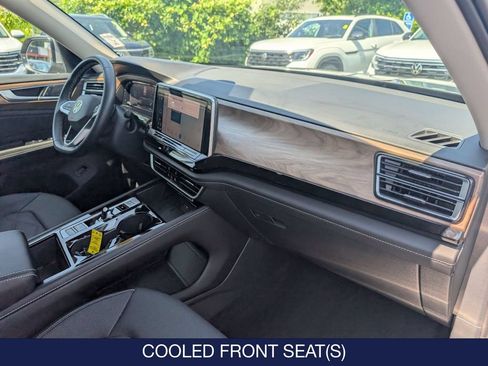 Used 2026 Volkswagen Atlas SE AWD/4WD image 33
