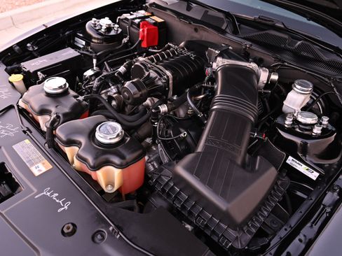 Used 2012 Ford Mustang GT Premium w/ HID Headlamps & Security Pkg image 48