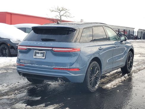 New 2026 Lincoln Corsair Premiere image 4