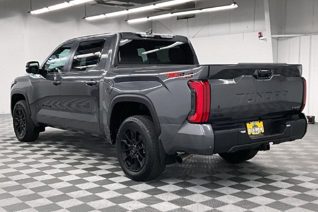 Used 2026 Toyota Tundra Limited AWD/4WD image 2