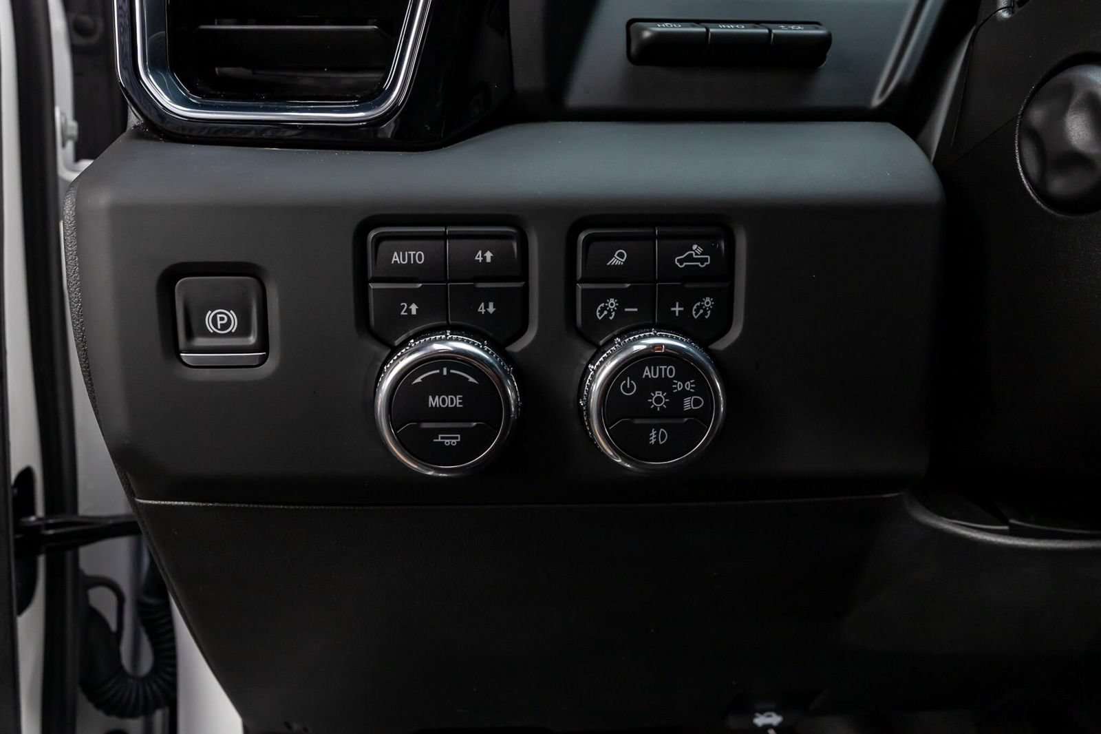 Used 2025 GMC Sierra 1500 Denali Ultimate AWD/4WD image 18