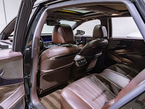 Used 2019 Lexus LS 500 image 35