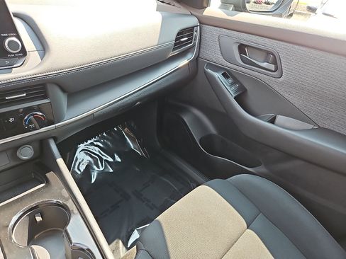 Certified 2023 Nissan Rogue S AWD/4WD image 24
