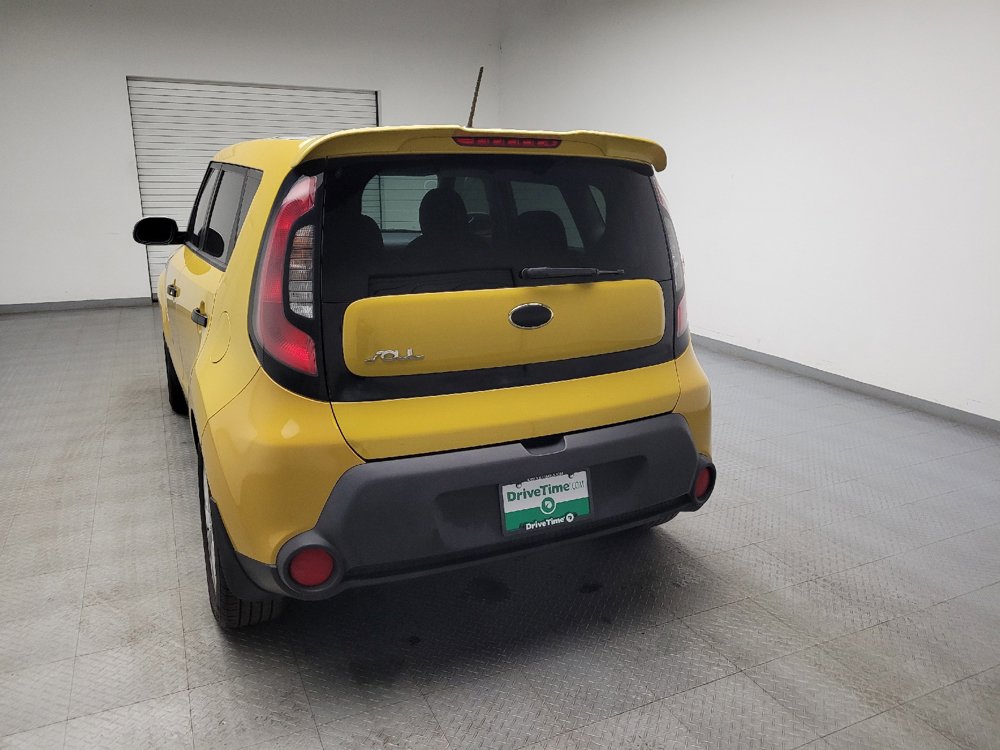 Used 2014 Kia Soul + FWD image 6