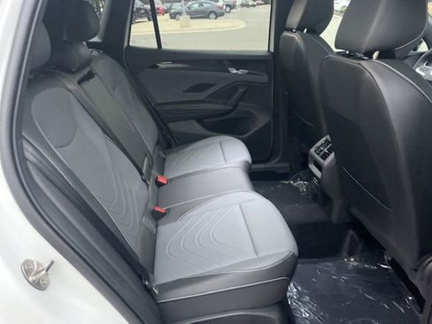 New 2026 Volkswagen Tiguan SE R-Line image 26