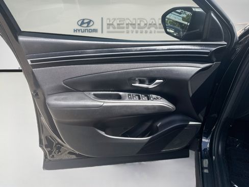 Used 2023 Hyundai Tucson SEL w/ Convenience Package AWD/4WD image 17