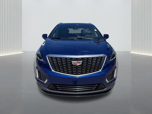 Used 2023 Cadillac XT5 Luxury FWD image 2