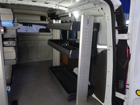 Used 2022 Ford Transit Connect XL image 19