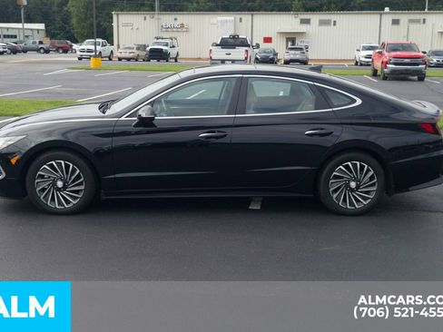 Used 2023 Hyundai Sonata Limited image 9