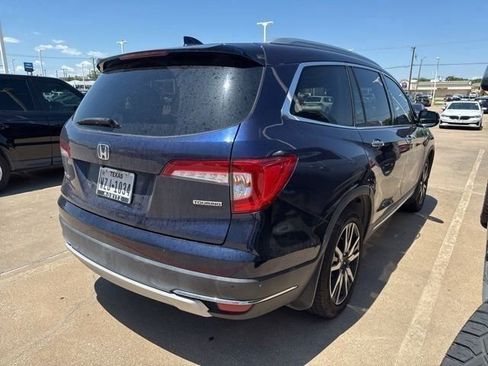Used 2022 Honda Pilot Touring image 7