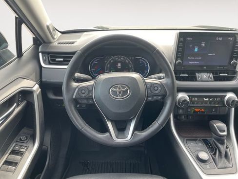 Used 2022 Toyota RAV4 Limited w/ Limited Grade Weather Package AWD/4WD image 12