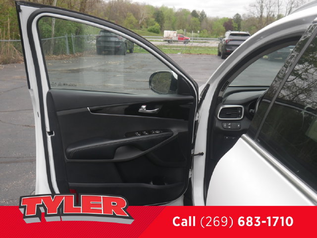 Used 2020 Kia Sorento EX AWD/4WD image 18