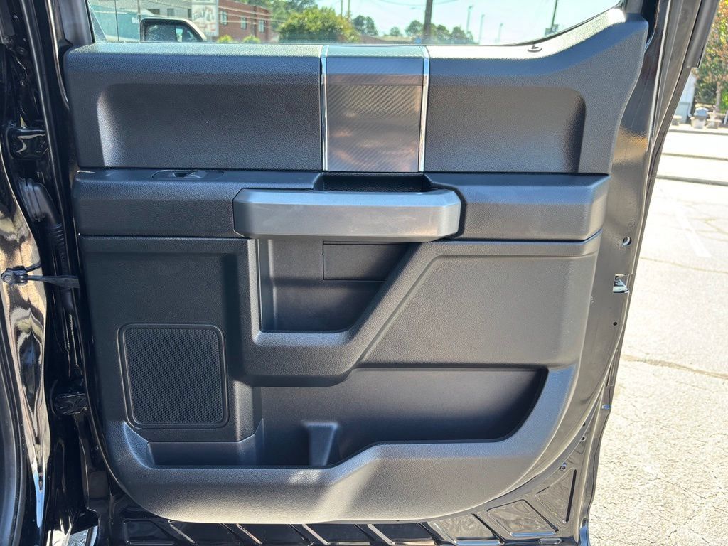 Used 2018 Ford F150 XLT w/ Equipment Group 302A Luxury AWD/4WD image 27