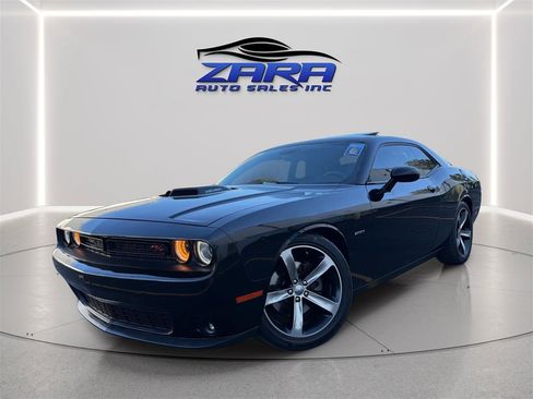 Used 2016 Dodge Challenger R/T Plus RWD image 1