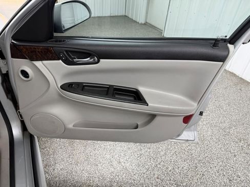 Used 2012 Chevrolet Impala LT image 33