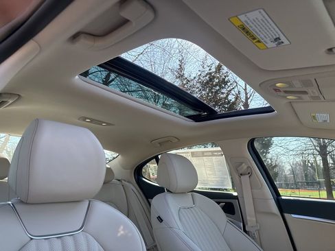 New 2026 Genesis G70 2.5T Prestige image 34