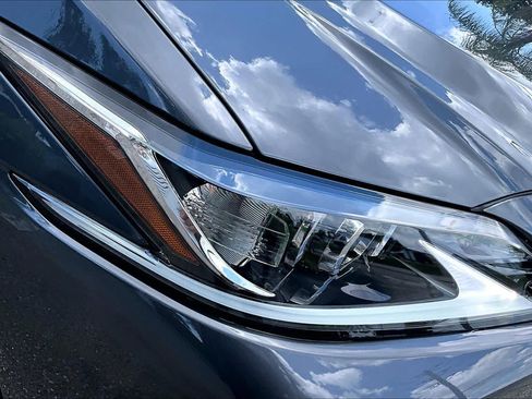 Used 2025 Lexus ES 350 w/ Premium Package FWD image 28