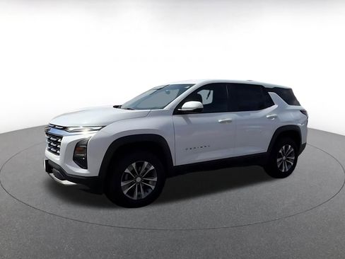 Used 2025 Chevrolet Equinox LT image 8