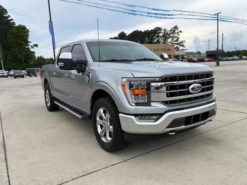 Used 2023 Ford F150 Lariat w/ Max Trailer Tow Package AWD/4WD image 4