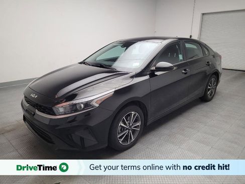 Used 2023 Kia Forte LXS FWD image 1