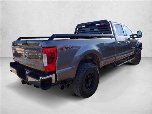 Used 2019 Ford F350 XLT w/ XLT Premium Package image 4