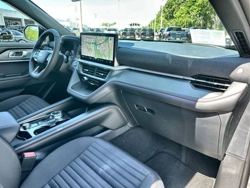 Used 2026 Ford Explorer ST-Line w/ ST-Line Street Pack RWD image 28