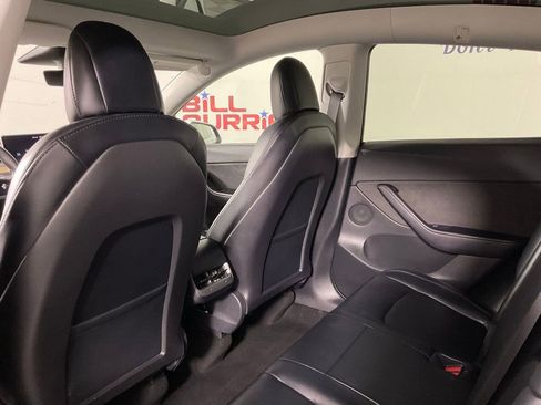 Used 2021 Tesla Model Y Long Range AWD/4WD image 15