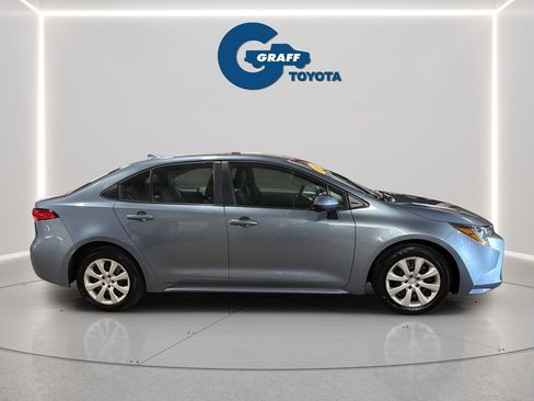 Used 2024 Toyota Corolla LE FWD image 9