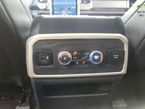 Used 2023 Ford Expedition Limited RWD image 52