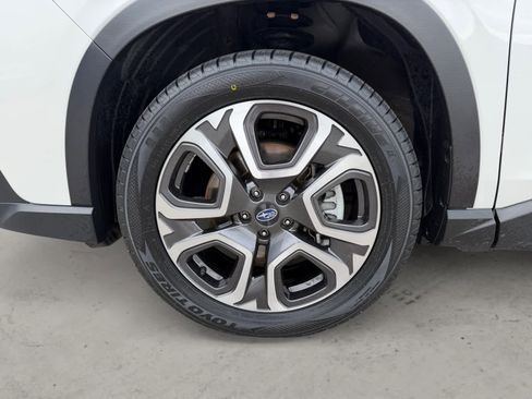 Certified 2024 Subaru Ascent Touring AWD/4WD image 10