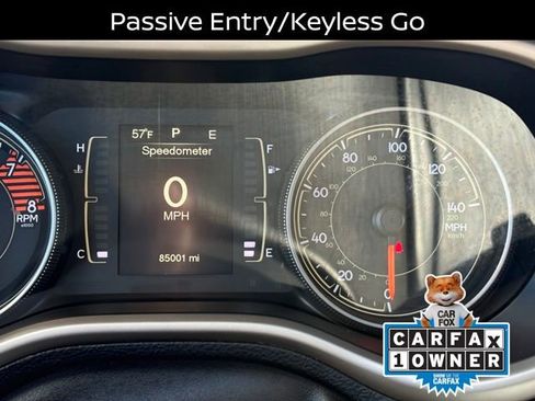 Used 2016 Jeep Cherokee Latitude w/ Comfort/Convenience Group image 13