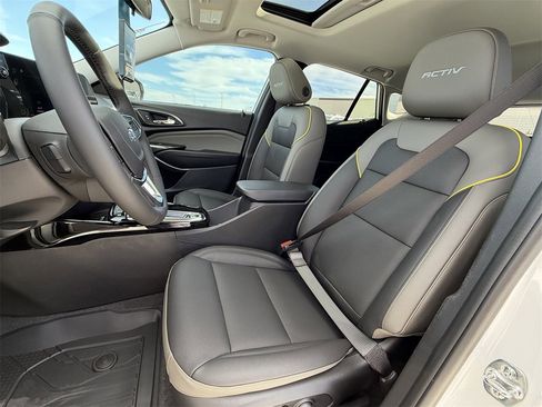 New 2026 Chevrolet Trax ACTIV w/ Sunroof Package image 23