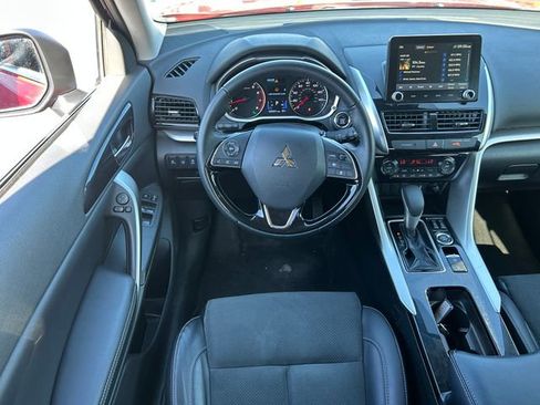 Used 2025 Mitsubishi Eclipse Cross AWD image 30