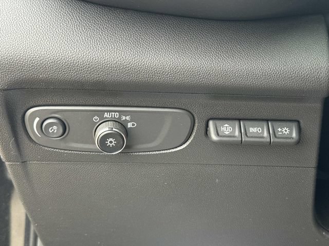 Used 2021 Buick Envision Avenir w/ Technology Package II FWD image 21