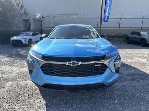 New 2026 Chevrolet Trax RS image 2