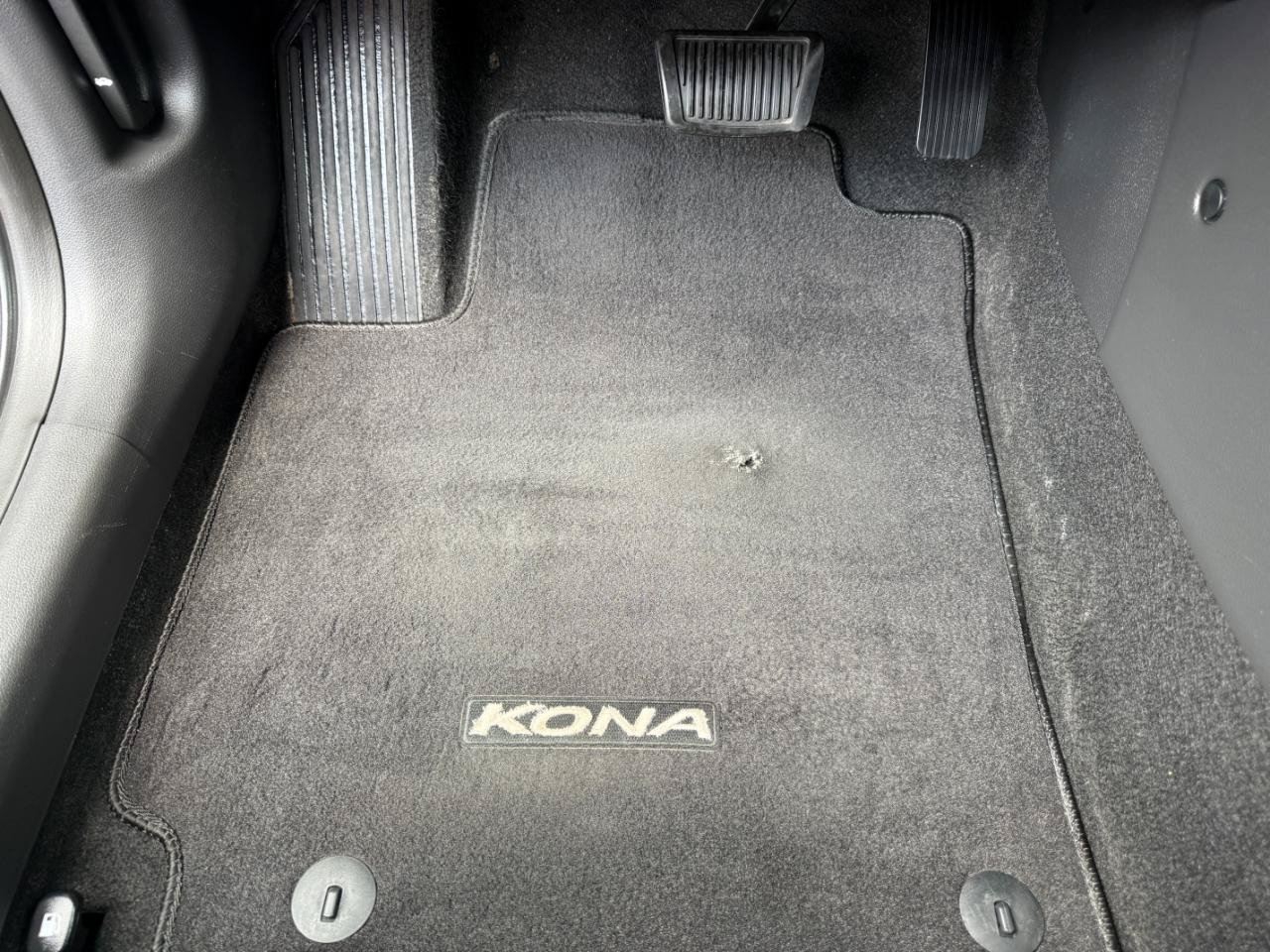 Used 2019 Hyundai Kona Ultimate w/ Cargo Package AWD/4WD image 15