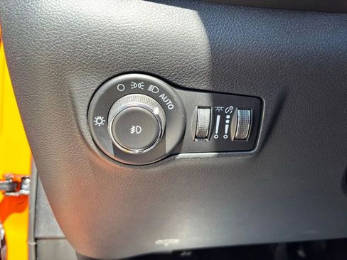 Used 2026 Jeep Compass Latitude AWD/4WD image 13