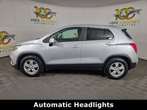 Certified 2020 Chevrolet Trax LS w/ Tint and Cruise Package image 4
